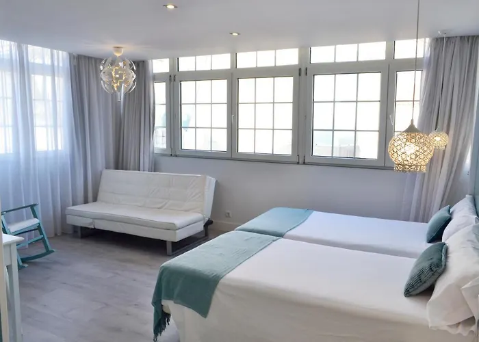 Alda Puerta Del Sol Отель Виго