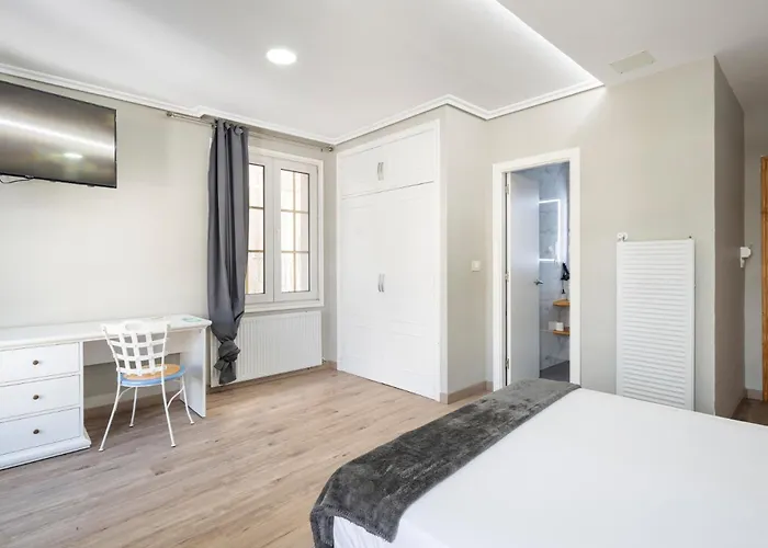 מלון Alda Puerta Del Sol 2*