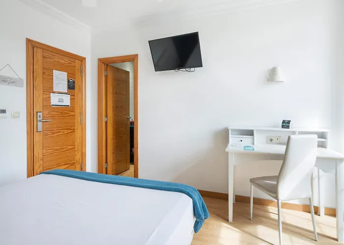 Alda Puerta Del Sol Виго