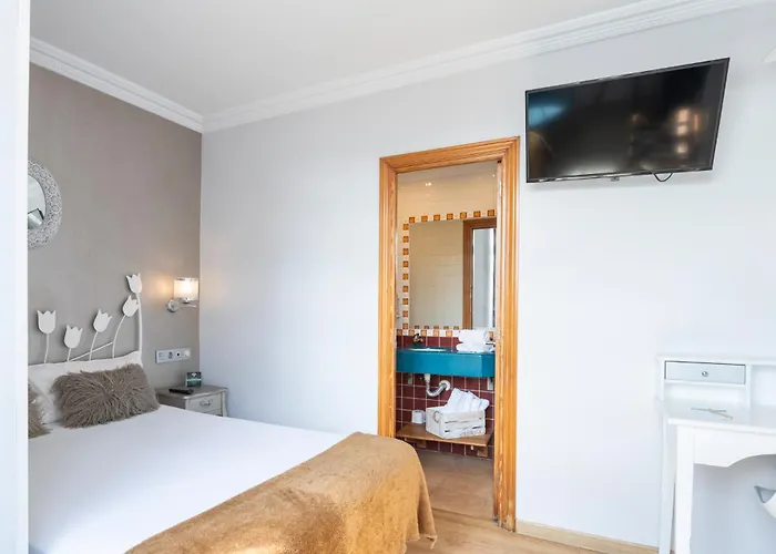 Отель Alda Puerta Del Sol