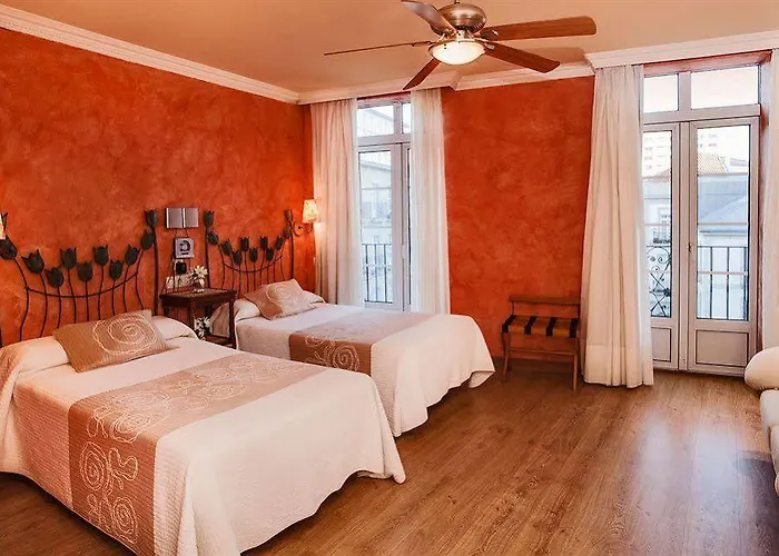 Alda Puerta Del Sol 2* ויגו